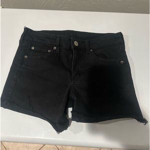 American Eagle Midi black denim shorts